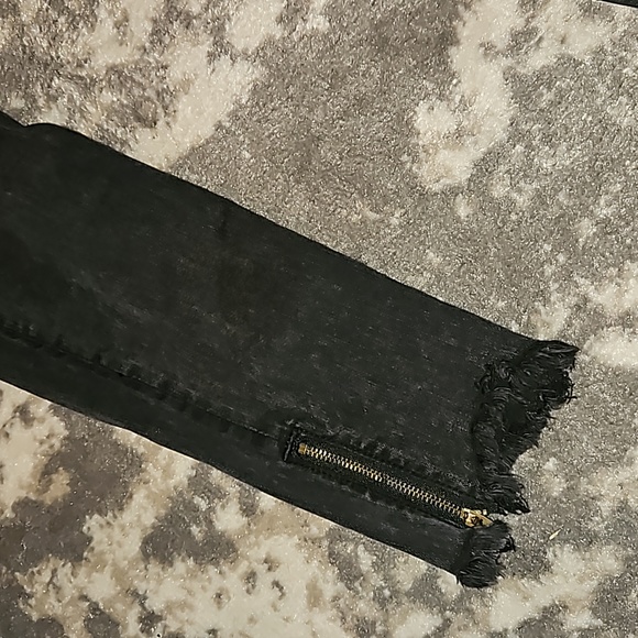 AMERICAN EAGLE SIZE 6 LONG BLACK SKINNY JEANS(NEXT LEVEL STRETCH) - Picture 2 of 5